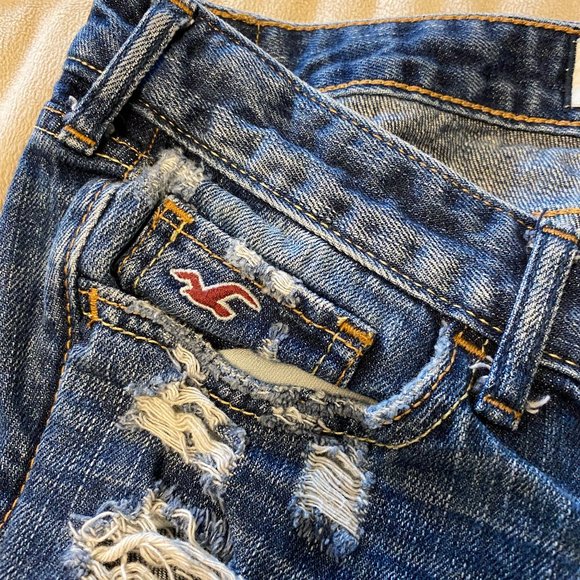 Holister Distressed Straight-leg Blue Jeans - Picture 5 of 10